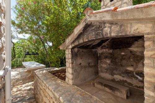Mavarstica Villa Sleeps 14 With Air Con And Wifi