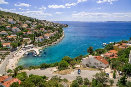 Mavarstica Villa Sleeps 14 With Air Con And Wifi
