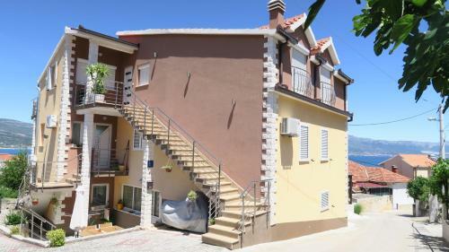 Apartments Santiano
