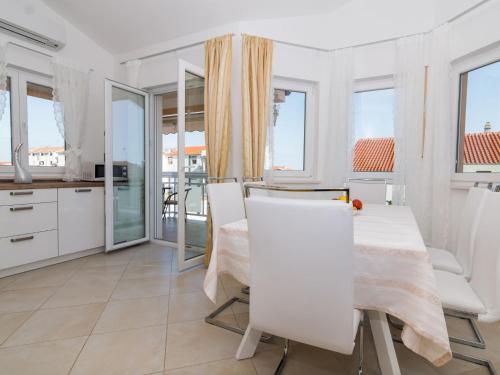Apartment Villa Nikaroni-1