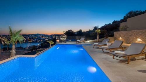 Luxury Villa White Pearl With Pool