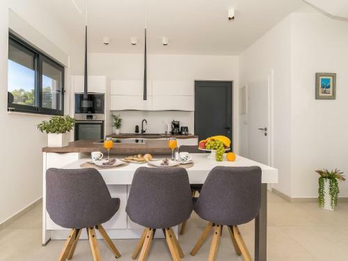 Holiday Home Villa Meri 2