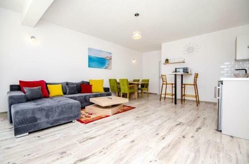 Apartments Ana I