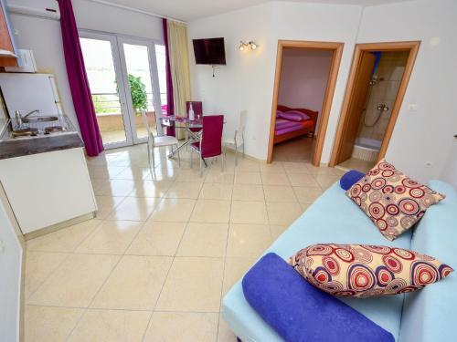 Apartment Vinka-2