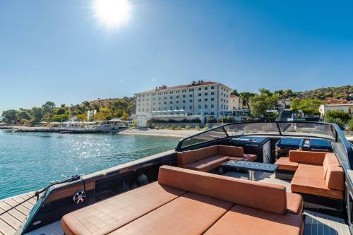 Hotel Brown Beach House & Spa