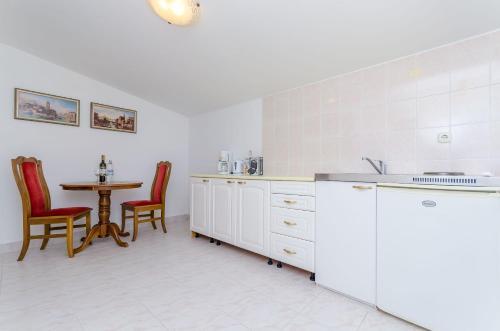 Apartments Ana