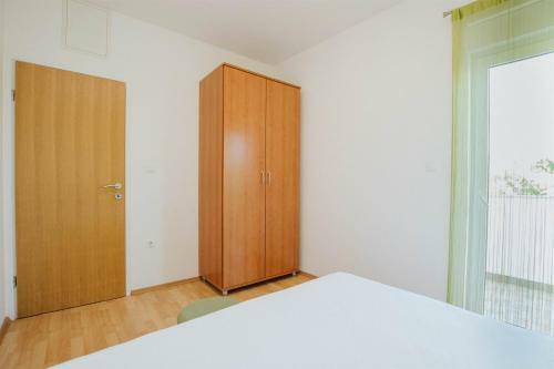 Apartments Dome-30m From Beach