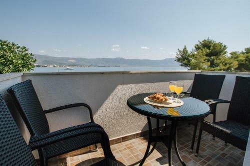 Apartments Dome-30m From Beach