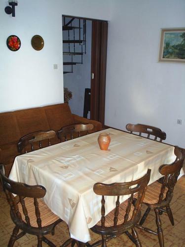 Apartment Kate-35m From Sea