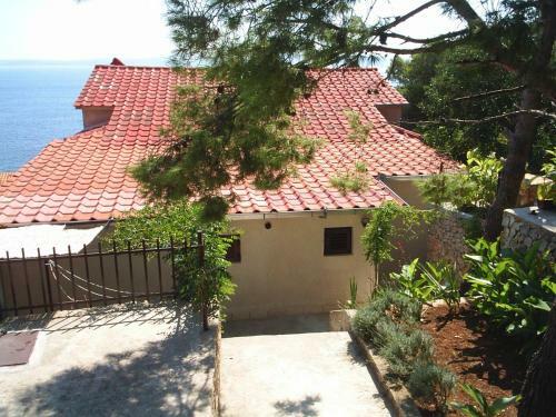 Apartment Kate-35m From Sea