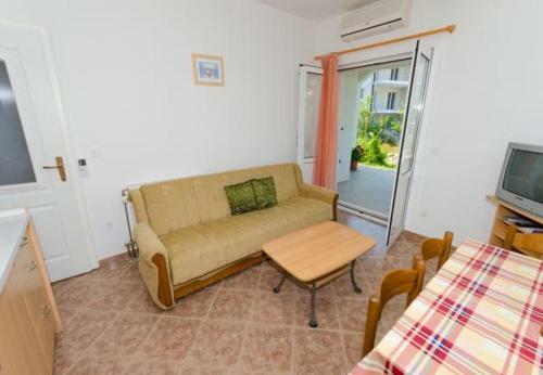 Apartments Mik - 30 M From Beach