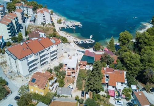 Apartments Mik - 30 M From Beach