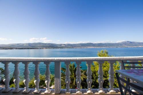 Apartments David - 20m From Beach