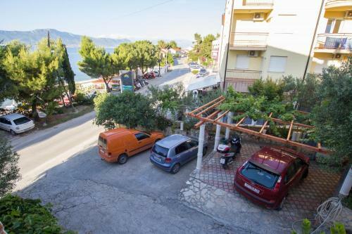 Apartments David - 20m From Beach