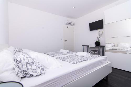 Black Home Apartments