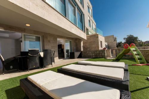 Trogir Beach House Two 4 Bedroom Villa Stunning Sea Views Beachfront