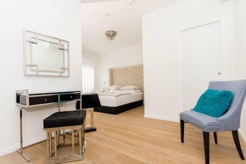 Trogir Beach House Two 4 Bedroom Villa Stunning Sea Views Beachfront