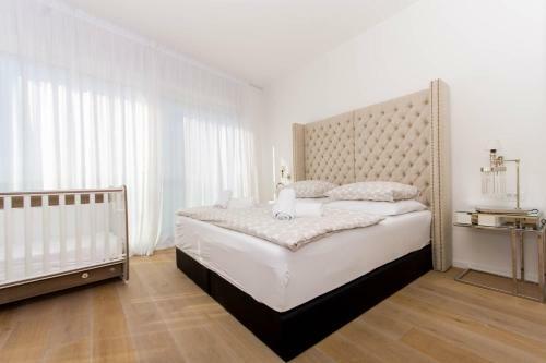 Trogir Beach House Two 4 Bedroom Villa Stunning Sea Views Beachfront