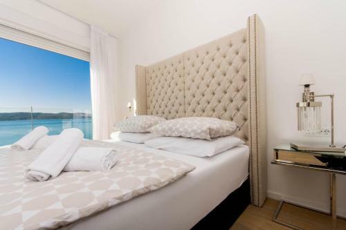 Trogir Beach House Two 4 Bedroom Villa Stunning Sea Views Beachfront