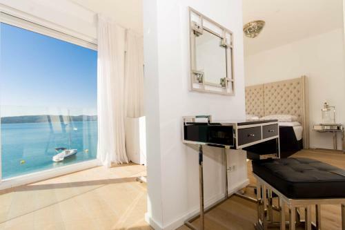 Trogir Beach House Two 4 Bedroom Villa Stunning Sea Views Beachfront