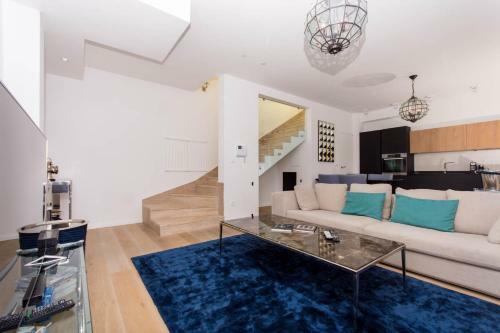 Trogir Beach House Two 4 Bedroom Villa Stunning Sea Views Beachfront
