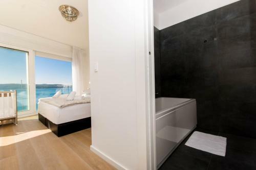 Trogir Beach House Two 4 Bedroom Villa Stunning Sea Views Beachfront