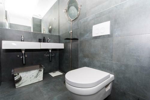 Trogir Beach House Two 4 Bedroom Villa Stunning Sea Views Beachfront