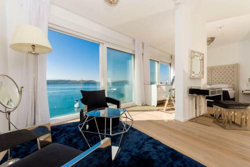 Trogir Beach House Two 4 Bedroom Villa Stunning Sea Views Beachfront