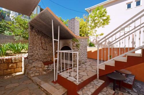 B - Apartment With Terrace With The Sea View