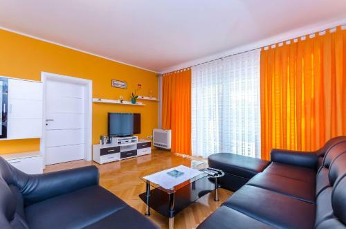 Apartments Maslina
