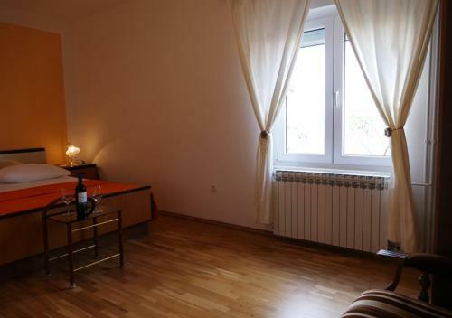 Apartment Ruza - 300m From Sea