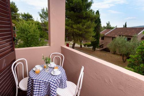 Apartments Medena Budget
