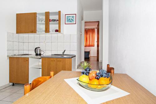 Apartments Doris-trpanj