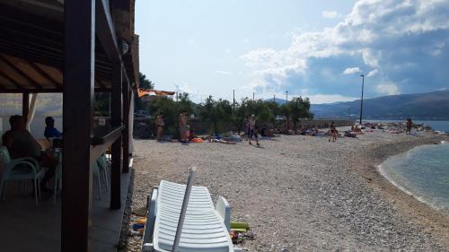 Remarkable 2-bed Apartment In Arbanija