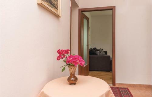 Four-bedroom Apartment In Turanj