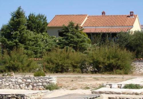 Apartment Dvor - 20 M From Beach