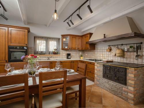 Holiday Home Villa Mala Petra