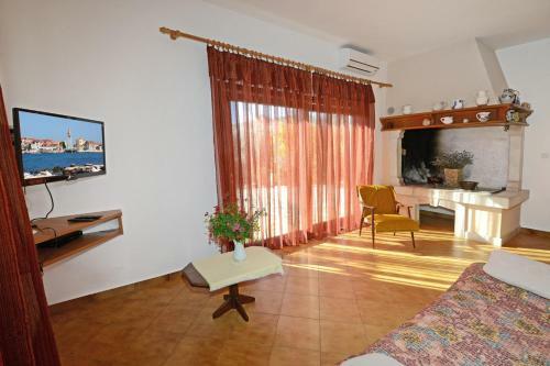 Hostal Apartments With Pool Albina