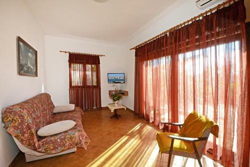 Hostal Apartments With Pool Albina