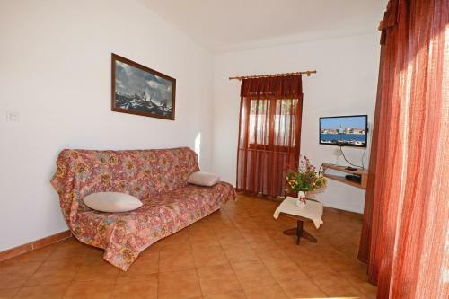 Hostal Apartments With Pool Albina