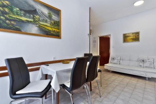 Apartment Mirjana