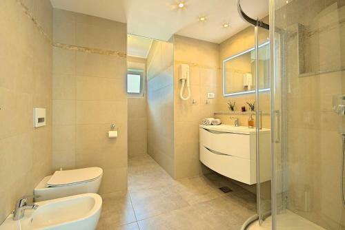 Villa Crystallina