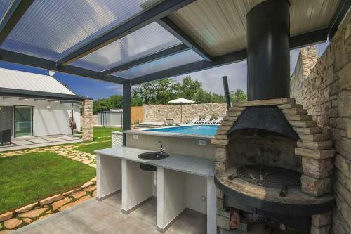 Villa Crystallina