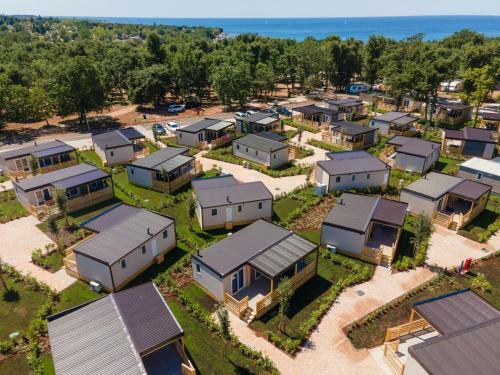Mediteran Kamp Mobile Homes In Camping Park Umag