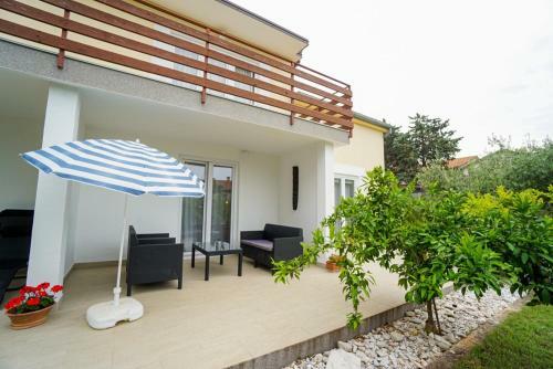 Hostal Apartments Maslina