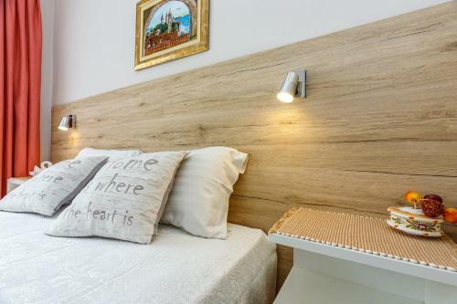 Hostal Apartments Franeli?