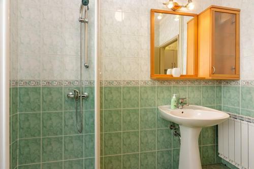 Hostal Apartments Franeli?