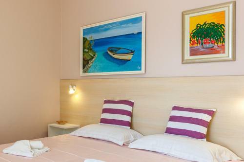 Hostal Apartments Franeli?