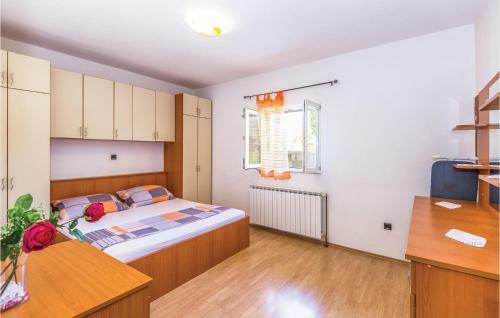 Holiday Home Umcani 06