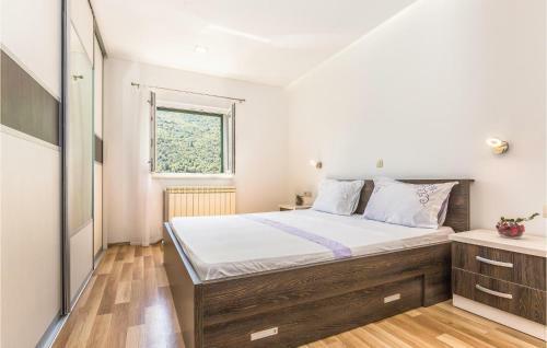 Holiday Home Umcani 06